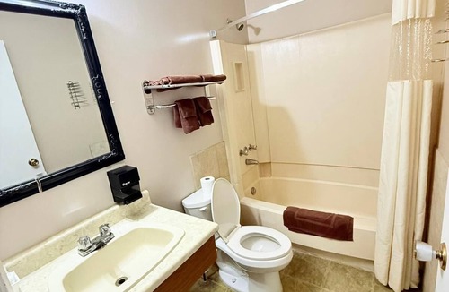 Melville Hotel | Melville Country Inn