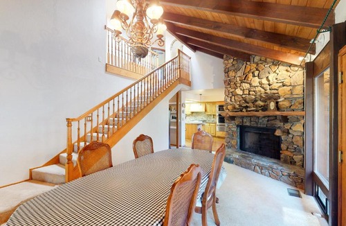 Bass Lake House | Melvin Lakeview