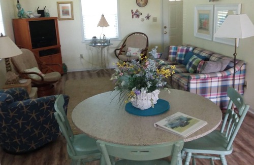 Port Lavaca House | Mema's Beach Cottage