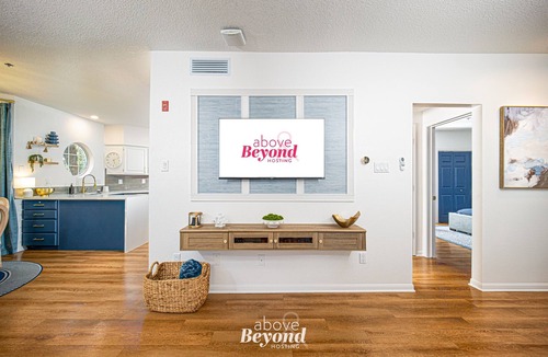Highland Lake Estates Condo | Memorable Spring Lakeview on a beautiful Island