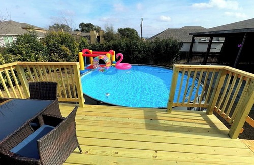 Lockhill Estates House | Memorable Vacations 5 stars- Discounts