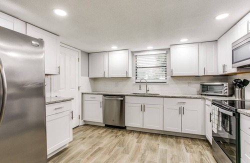 North San Antonio - SAT House | Memorial Day | Sleeps 8 | Private Pool | Gameroom