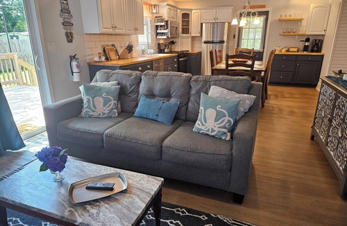 Villas House | Memorial day still available, rent 3 nights, get 4th half off! Best sunsets!