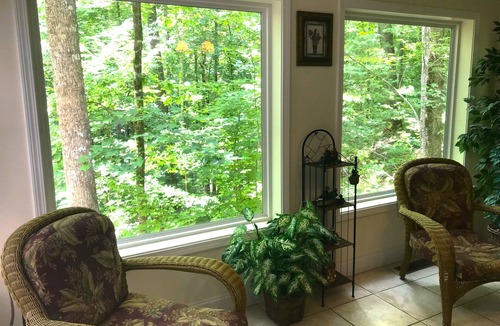 Helen Cabin | Memorial Day Weekend Available! Check out our offered discounts!