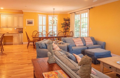 Cape May House | Memorial Day Weekend Still Available