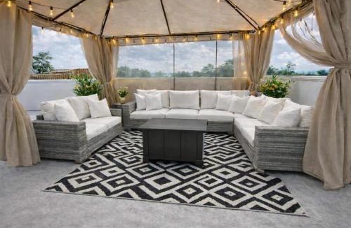Spring Branch Central House | Memorial Rooftop Villa Gated Retreat with Terrace