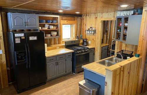 Woodruff Cabin | Memories are waiting to be made here! June 27- July 1 available- usually booked!