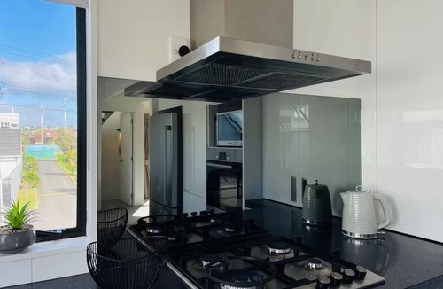 Mission Bay House | Memories In The Bay