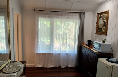 North Tamborine Bed & Breakfast | Memory Lane Accommodation