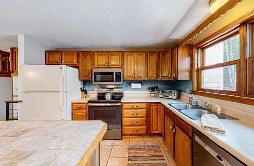 Bridgton House | Memory Lane