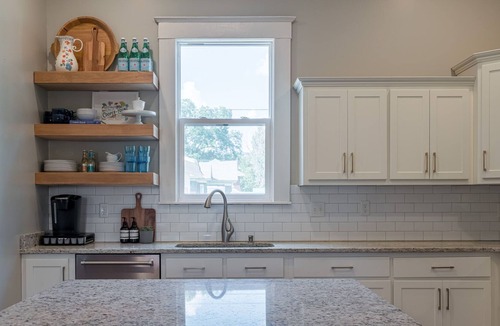 Cooper-Young Historic District House | Memphis Blues *Huge*5BR 4BA Fenced