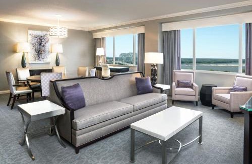 Pinch District Hotel | Memphis Riverline Hotel