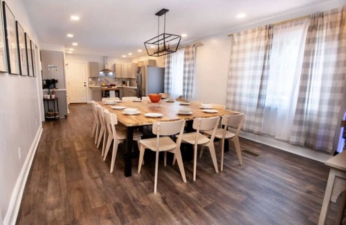 Memphis House | Memphis Star - Cozy, Remodeled, Central