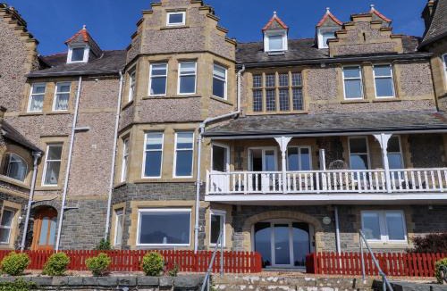 Menai Bridge Apartment | Menai View
