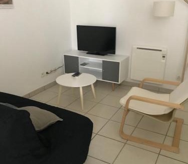 Cambo-les-Bains Apartment | Mendi Alde