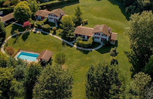 Saint-Pierre-d'Irube House | MENDIA - SAINT-PIERRE-D'IRUBE