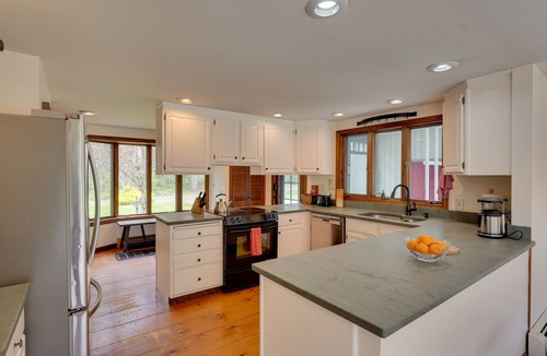Mendon House | Mendon Home w/Hot Tub, Fire Pit & Near Skiing!