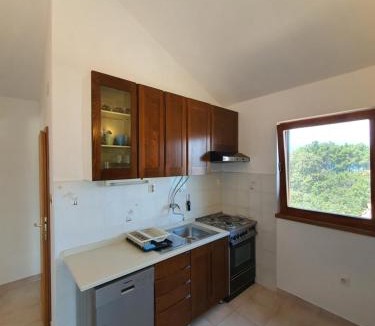 Rogac Apartment | Mendula Apartment