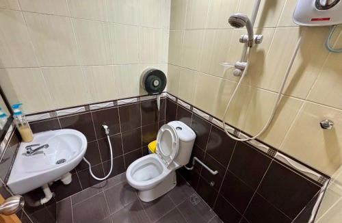 Taman Intan House | Meng Meng GuestHouse