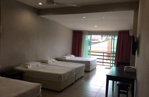 Taman Intan House | Meng Meng GuestHouse