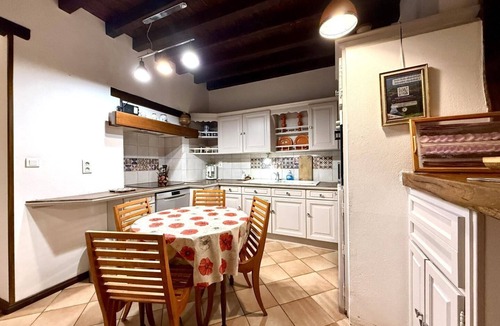 Mendionde House | MENTAXURIA - MENDIONDE