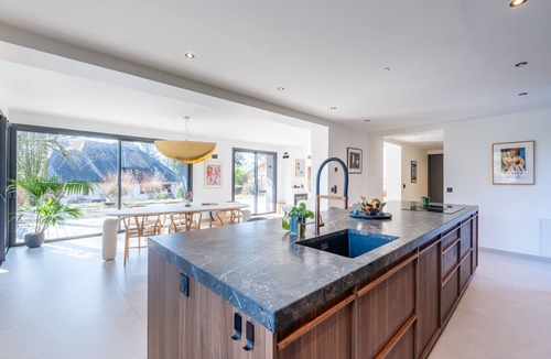 Menthon-Saint-Bernard Villa | MENTHON- Villa W Architecte 2 pas du lac