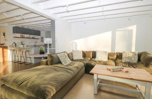 Meonstoke House | Meon Boscage