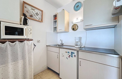 Saint-Brevin-les-Pins Apartment | Mer & Soleil by Interhome