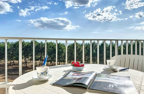Saint-Brevin-les-Pins Apartment | Mer & Soleil by Interhome