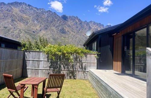 Kawarau Falls House | Meraki Guesthouse