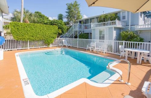 Downtown Dunedin Bed & Breakfast | Meranova Guest Inn