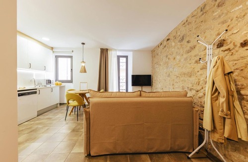 el Mercadal Apartment | Mercadal 2 - Holiday Apartment Rental in Girona | Bravissimo