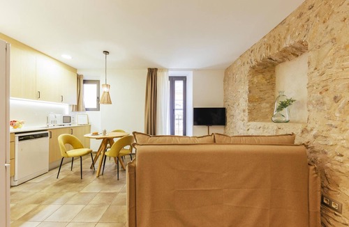 el Mercadal Apartment | Mercadal 3 - Holiday Apartment Rental in Girona | Bravissimo