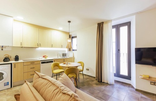 el Mercadal Apartment | Mercadal 3 - Holiday Apartment Rental in Girona | Bravissimo