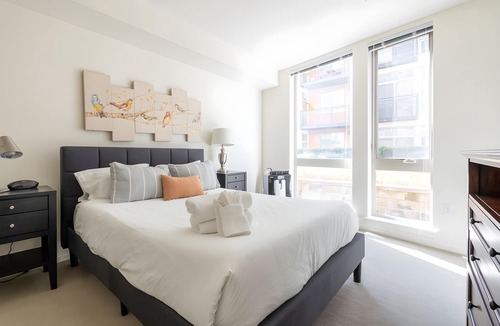 Mercer Island Apartment | Mercer Island 1 BR | FastWifi | 750sqft | Sophari