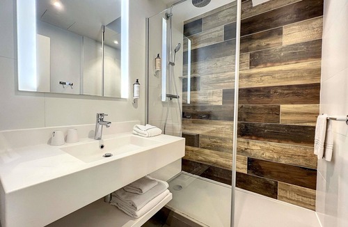 Valbonne Hotel | Mercure Antibes Sophia Antipolis