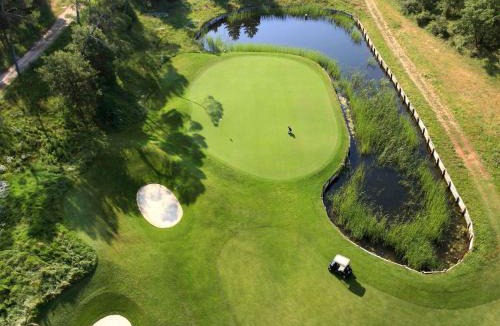 Flassans-sur-Issole Hotel | Mercure Brignoles Golf de Barbaroux & Spa