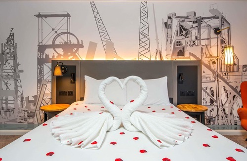 Llanedeyrn Hotel | Mercure Cardiff North Hotel