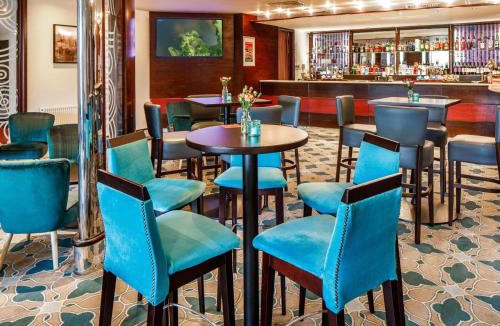 Chester Hotel | Mercure Chester Abbots Well Hotel