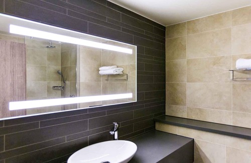 Brands Hatch Hotel | Mercure Dartford Brands Hatch Hotel & Spa