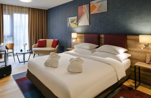 Meyrin Hotel | Mercure Geneva Airport