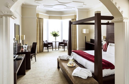 Willerby Hotel | Mercure Hull Grange Park Hotel