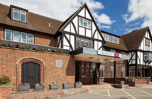 Chapeltown Hotel | Mercure Leeds Parkway Hotel