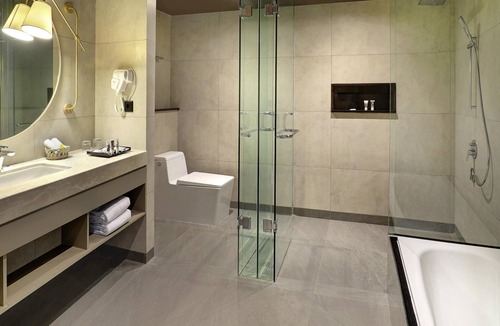 Panakkukang Hotel | Mercure Makassar Nexa Pettarani