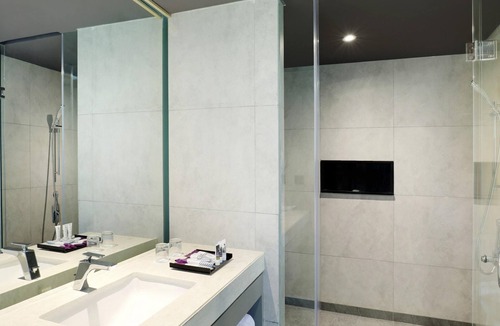 Panakkukang Hotel | Mercure Makassar Nexa Pettarani