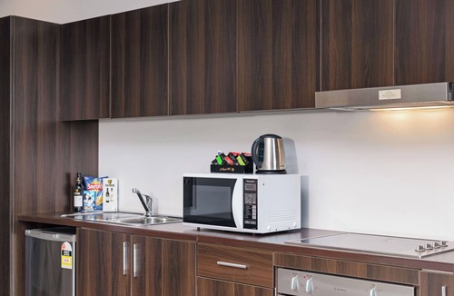 Caroline Springs Hotel | Mercure Melbourne Caroline Springs