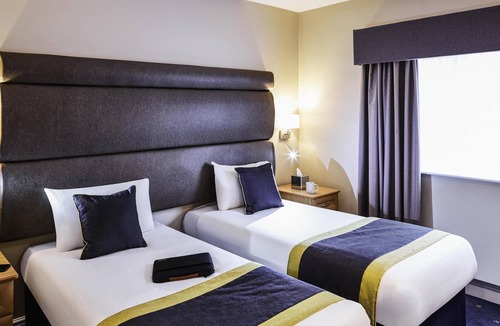 Woolhamton Hotel | Mercure Newbury West Grange Hotel
