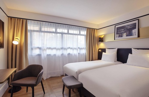 Les Puces de Saint-Ouen Hotel | Mercure Paris Saint-Ouen