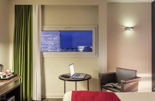 Colombier - Champ de Mars Hotel | Mercure Rennes Centre Gare