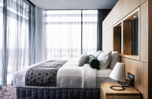 Prestons Hotel | Mercure Sydney Liverpool